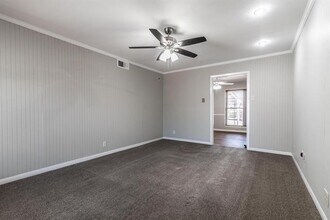 12118 Brisbane Ave in Farmers Branch, TX - Building Photo - Building Photo