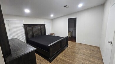 5859 SW 29th Ave in Fort Lauderdale, FL - Building Photo - Building Photo