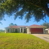 3780 Randall Blvd in Naples, FL - Building Photo