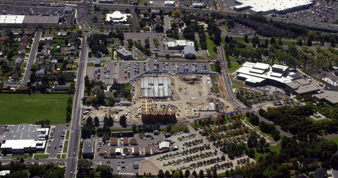 The Green on Campus Drive in Orem, UT - Building Photo