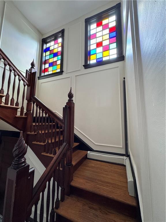 29 Powel Ave in Newport, RI - Foto de edificio - Building Photo