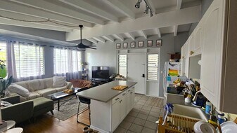 1257 Mokapu Blvd in Kailua, HI - Building Photo