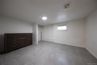 95 Irving Ave in Freeport, NY - Building Photo - Building Photo