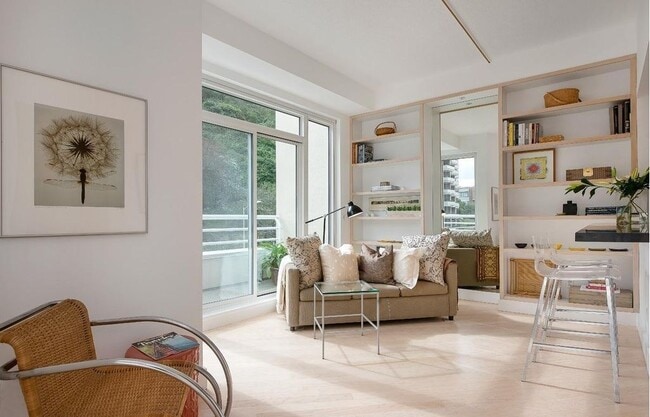 property at 220 Lombard St