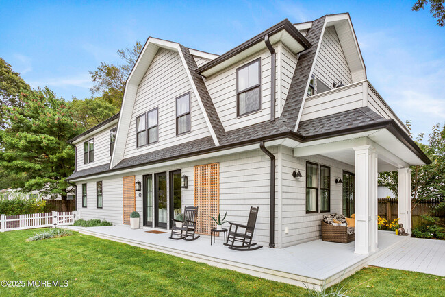 property at 1320 Charles St