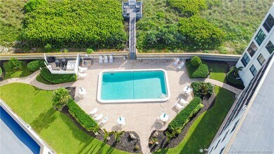 2370 NE Ocean Blvd in Stuart, FL - Building Photo - Building Photo