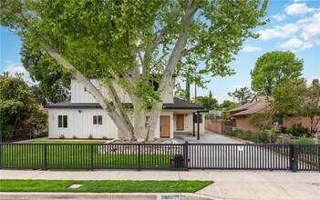 7661 Penfield Ave, Unit 7661 Penfield in Winnetka, CA - Building Photo - Building Photo