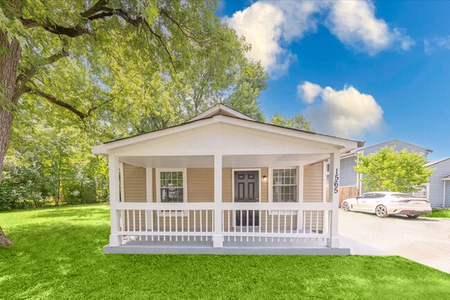 property at 1565 Martin St