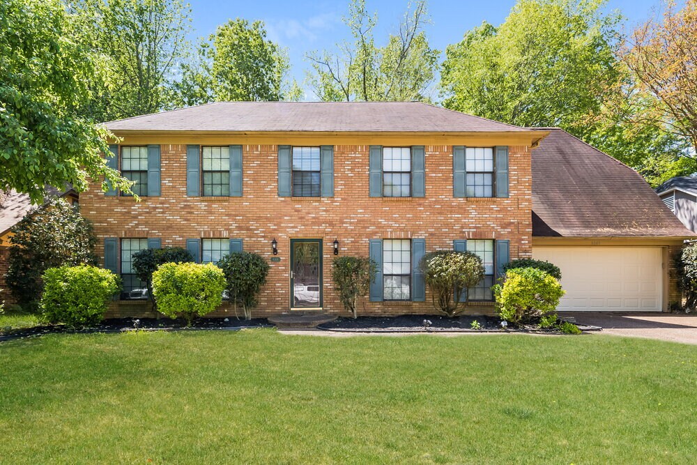 8169 Cairn Dr in Memphis, TN - Building Photo