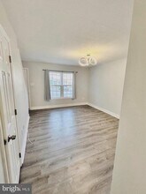 19 Swallow Ct in Charles Town, WV - Building Photo - Building Photo
