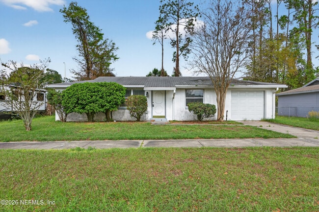726 Perryman Ln W in Jacksonville, FL - Building Photo - Building Photo