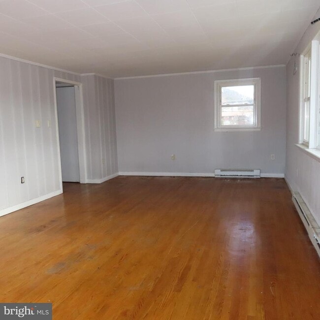 11601 Buchanan Trail E in Waynesboro, PA - Foto de edificio - Building Photo