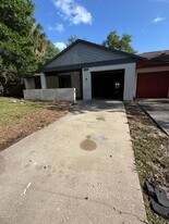101 Red Cedar Dr in Sanford, FL - Building Photo