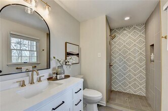 1450 Cedarhurst Dr in Dunwoody, GA - Building Photo - Building Photo