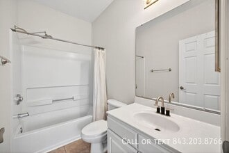 1589 Cambridge Lakes Dr in Mount Pleasant, SC - Building Photo - Building Photo