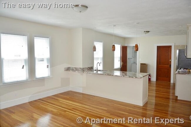 169 Harvard St in Medford, MA - Building Photo - Building Photo