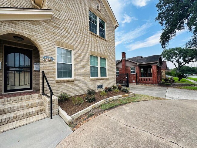 2815 Wentworth St in Houston, TX - Building Photo - Building Photo