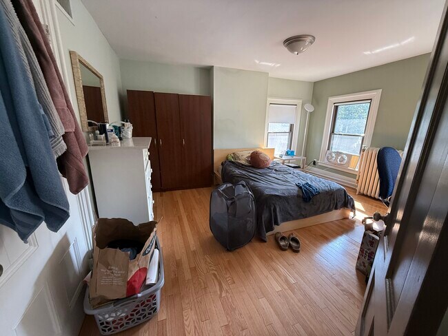 property at 68 Norfolk St