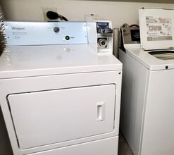 19 E State St. 10 Unit in Hartford, WI - Building Photo - Interior Photo