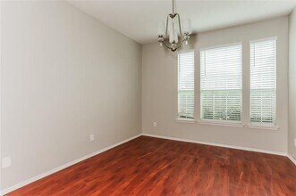 409 Dogwood Trail in Desoto, TX - Building Photo - Building Photo