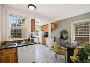 1913 Emerson Ave S in Minneapolis, MN - Building Photo - Building Photo