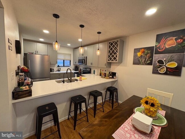 property at 46 Fishhook Ln