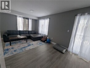 2 Romeo St N in Stratford, ON - Building Photo - Building Photo