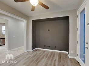 451 S Hawes Rd in Mesa, AZ - Building Photo - Building Photo