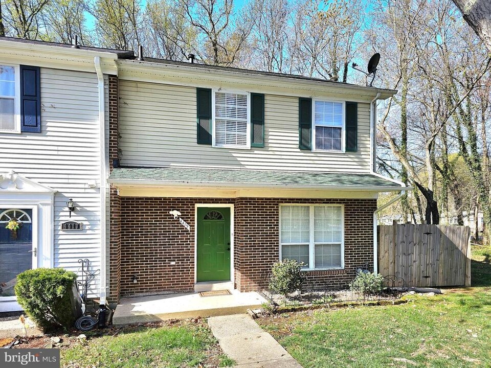4415 Aspen Dr in Alexandria, VA - Building Photo