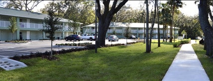 1800 vics way, Unit Grand Oaks Apartments in New Smyrna Beach, FL - Building Photo - Building Photo