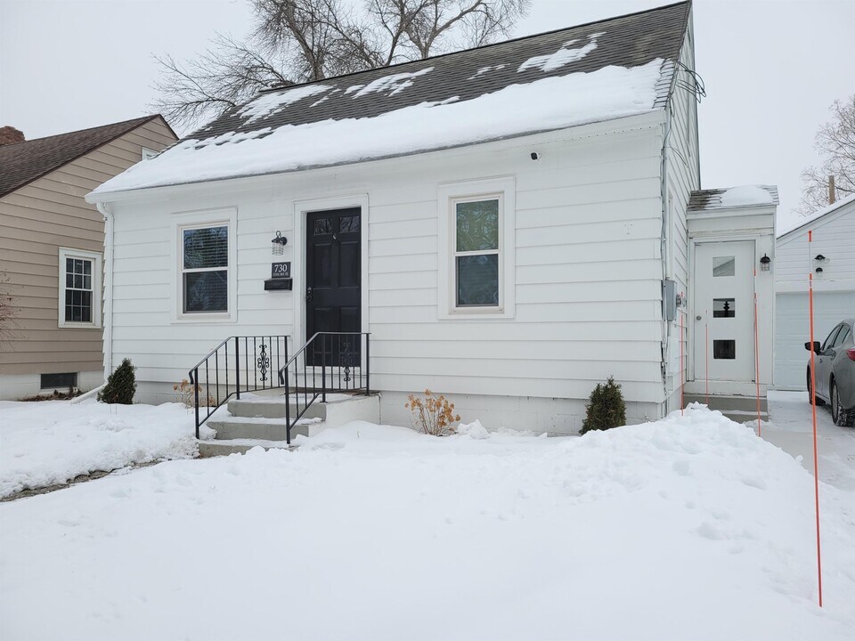 730 11th Ave SE in Rochester, MN - Building Photo