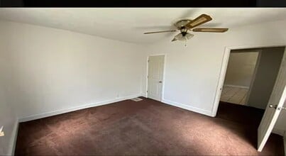 9701 Denison Ave, Unit Down Rear in Cleveland, OH - Foto de edificio - Building Photo