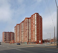 Rainbow Village Condominium in Toronto, ON - Building Photo - Building Photo