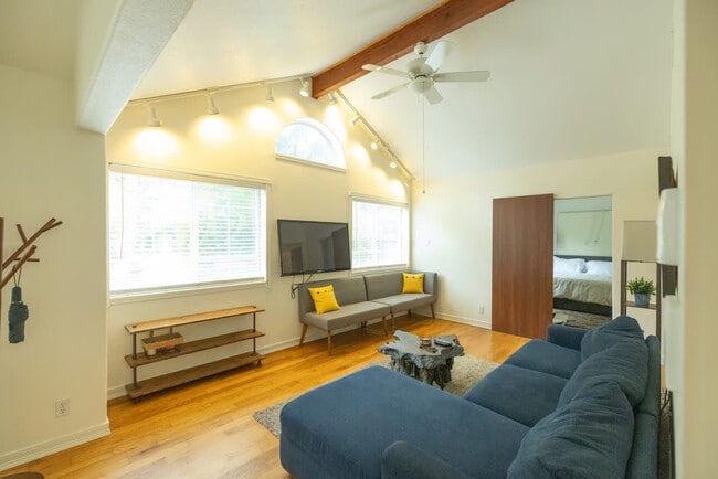 292 Bell Ln in Mill Valley, CA - Building Photo - Building Photo