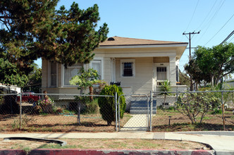 10419 Yukon Ave in Inglewood, CA - Building Photo - Building Photo