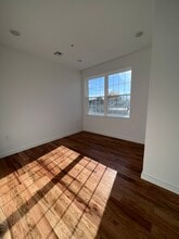 125 Broughton Ave, Unit 3 in Bloomfield, NJ - Building Photo - Building Photo