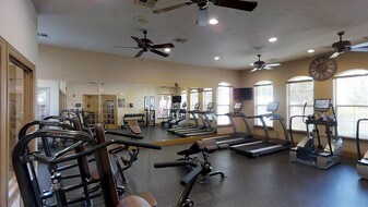 Fountains of Conroe in Conroe, TX - Building Photo