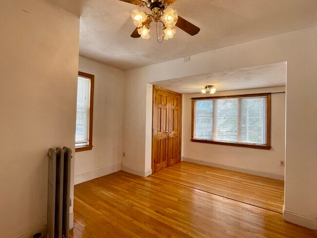 34 Westminster Ave in Watertown, MA - Building Photo - Building Photo