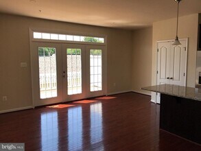 2727 Egret Way in Frederick, MD - Building Photo - Building Photo