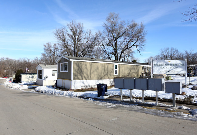 Southland Mobile Home Pak in Des Moines, IA - Building Photo - Building Photo