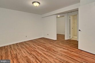 3311 Goldsboro Pl in Falls Church, VA - Foto de edificio - Building Photo