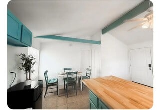 109 E Venus Ln in South Padre Island, TX - Building Photo - Building Photo