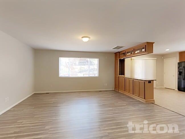 8700 Winding Creek Dr in Reno, NV - Building Photo - Building Photo