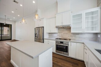 2715 Maxroy St in Houston, TX - Building Photo - Building Photo