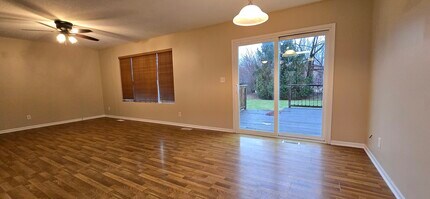 1564 Nine Iron Dr in West Des Moines, IA - Building Photo - Building Photo