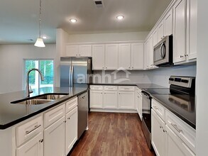 235 Willow Ln in Dallas, GA - Building Photo - Building Photo