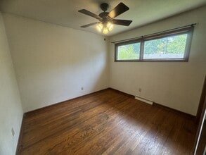 1906 E Maxwell Ln in Bloomington, IN - Building Photo - Building Photo