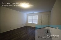 3718 Churchill Dr in Jonesboro, AR - Foto de edificio - Building Photo