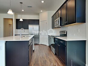 6396 Emerald Hls Wy in Wesley Chapel, FL - Building Photo - Building Photo