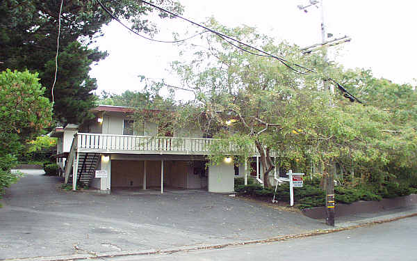 5-7 S Knoll Rd in Mill Valley, CA - Foto de edificio - Building Photo